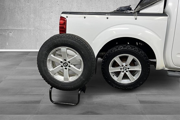 Nissan Navara 23 of 23