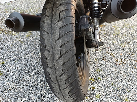 Suzuki GSX 1100 ES 4 of 7