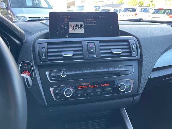 BMW 118d 19 of 30