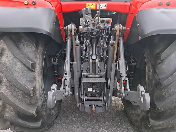 Massey Ferguson 7718 Dyna-6 14 of 30