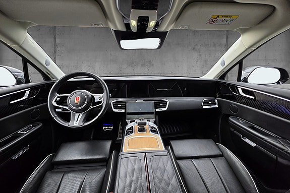 Hongqi 13 of 30
