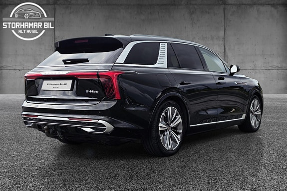 Hongqi 3 of 30
