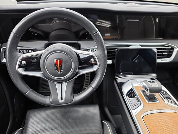Hongqi 15 of 30