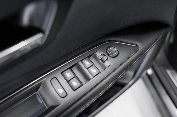 Peugeot 3008 13 of 30