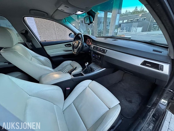 BMW 3-Serie 9 of 18