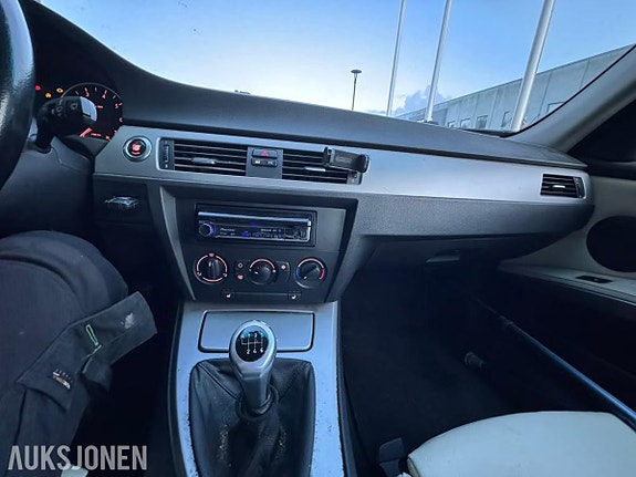 BMW 3-Serie 11 of 18