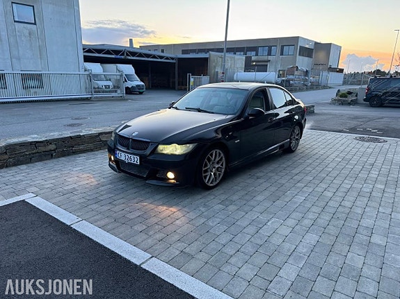 BMW 3-Serie 2 of 18