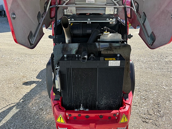 Weidemann 1390 4 of 16