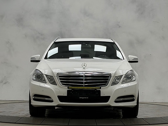 Mercedes-Benz E250 d 3 of 30