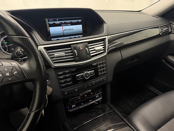 Mercedes-Benz E250 d 28 of 30
