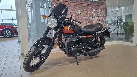 Kawasaki W800