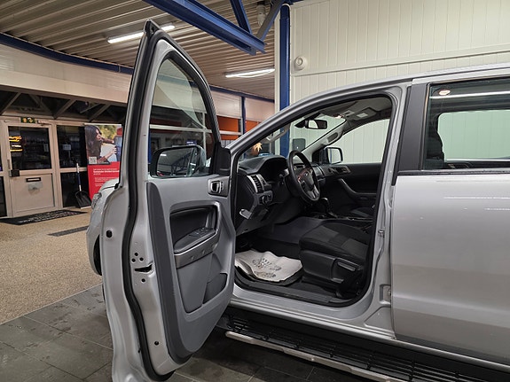 Ford Ranger 16 of 22