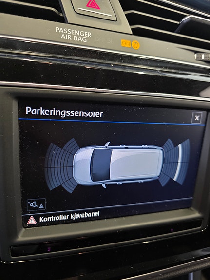 Volkswagen Touran 17 of 18