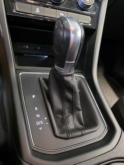 Volkswagen Touran 13 of 18