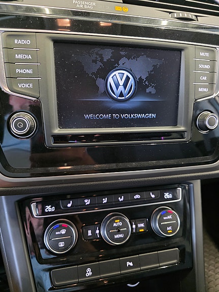 Volkswagen Touran 12 of 18