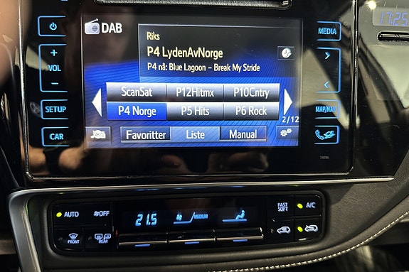 Toyota Auris 18 of 21
