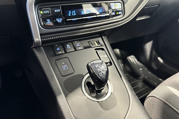 Toyota Auris 19 of 21