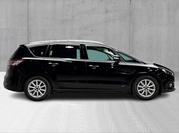 Ford S-MAX 3 of 30