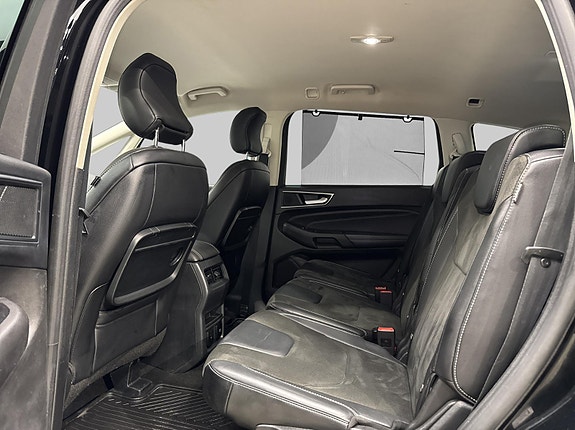 Ford S-MAX 16 of 30