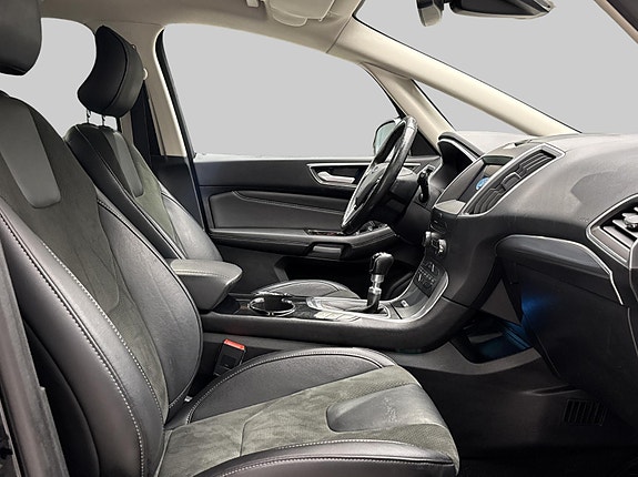 Ford S-MAX 15 of 30