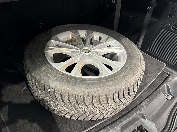 Ford S-MAX 8 of 30