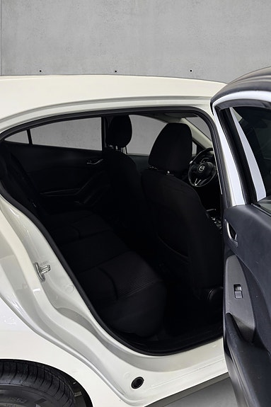 Mazda 3 12 of 29