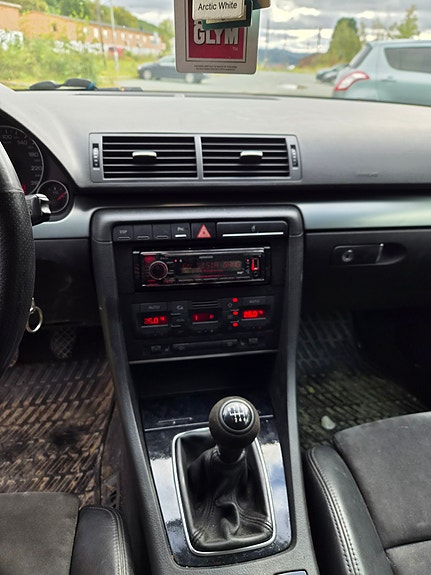 Audi A4 4 of 10