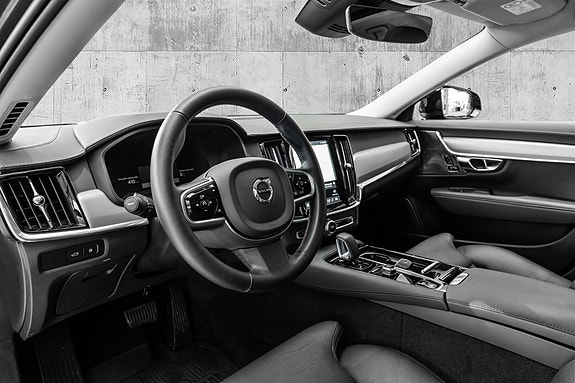 Volvo V90 12 of 30