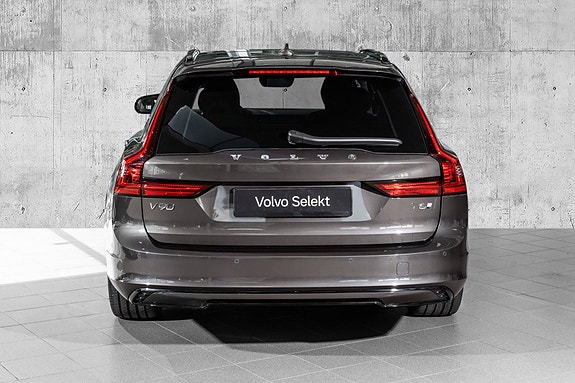 Volvo V90 8 of 30