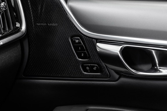 Volvo V90 23 of 30