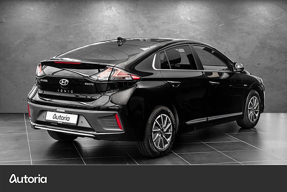 Hyundai IONIQ 2 of 27
