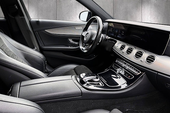 Mercedes-Benz E350 e 11 of 30