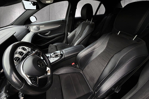 Mercedes-Benz E350 e 26 of 30