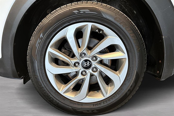 Hyundai Tucson 13 of 15