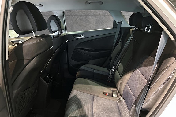 Hyundai Tucson 11 of 15