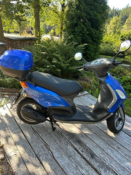 Piaggio Fly 50 4-takt 3 of 7