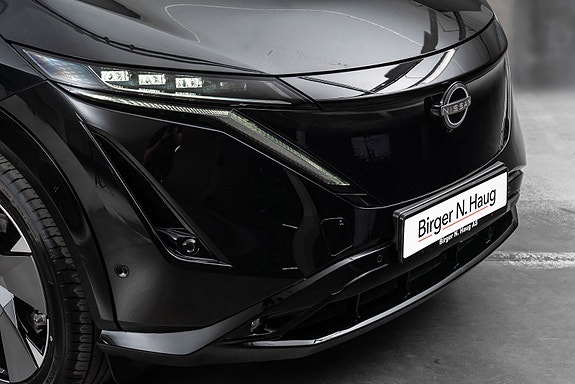 Nissan Ariya 4 of 27