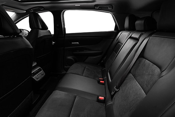 Nissan Ariya 15 of 27