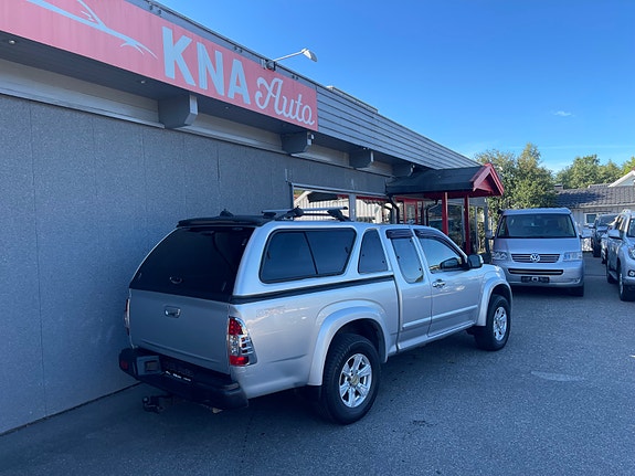 Isuzu D-max 8 of 30