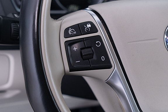 Volvo V40 Cross Country 20 of 30