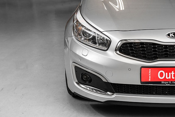 Kia Ceed 3 of 24