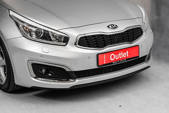 Kia Ceed 2 of 24
