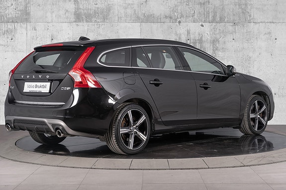 Volvo V60 8 of 30