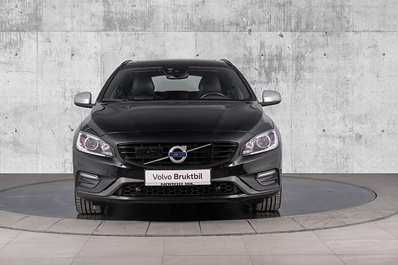 Volvo V60 4 of 30