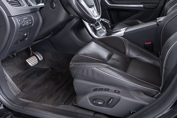 Volvo V60 19 of 30