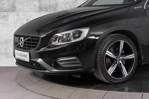 Volvo V60 12 of 30
