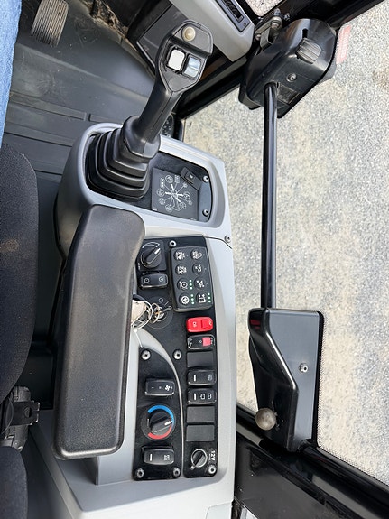 Cat 908 M 12 of 13