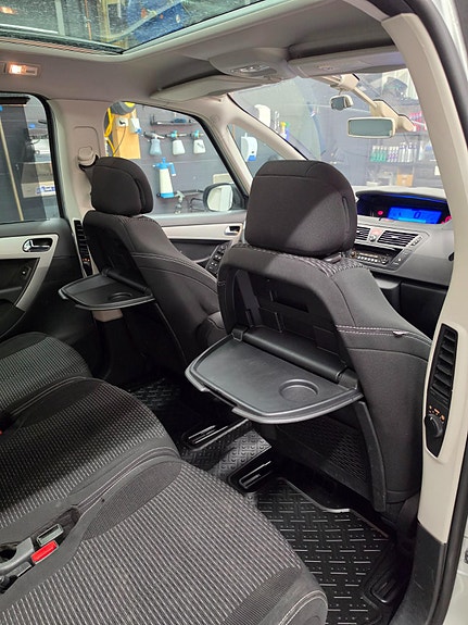 Citroen C4 Picasso 20 of 26