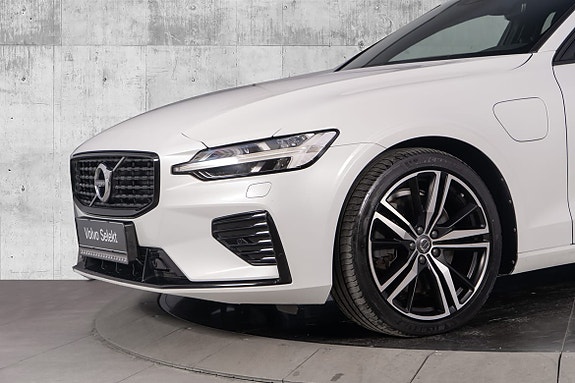 Volvo V60 6 of 30
