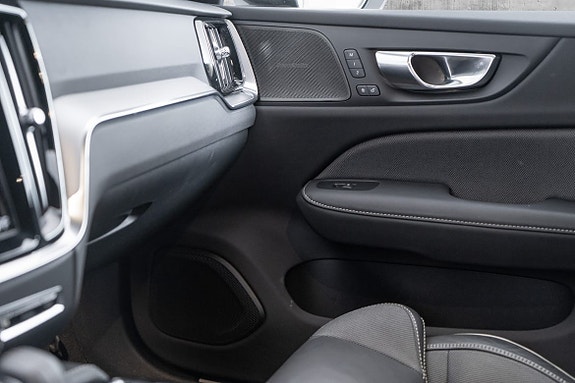 Volvo V60 17 of 30